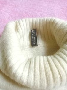 H&amp;M Cream Turtleneck Sweater