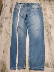Sc7242 Van Heusen Jeans Waist 32