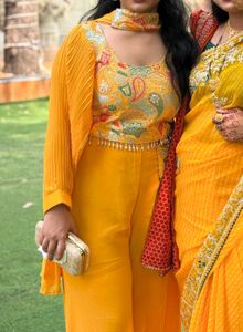 Indo western outfit💛