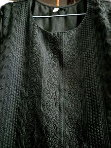 Black Embroidered Kurta
