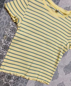 Uniqlo Women Yellow Ribbed Striped Crop Top