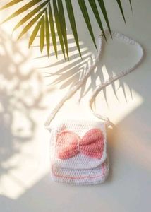 Crochet Bow Bag