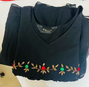 Elegant Black Dress - 40 Size