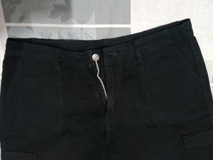 Black Cropped Cargo Pants
