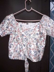 Floral Tie-Front Crop Top