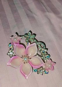 Broche, for Scarf