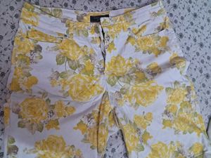 Floral Capri/shorts