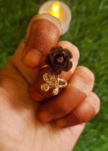 Brown Rose Adjustable Ring🤎