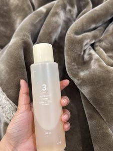 numbuzin No.3 Super Glowing Essence Toner