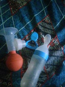 Baby Feeder Silicone ,And Breast Pump Free