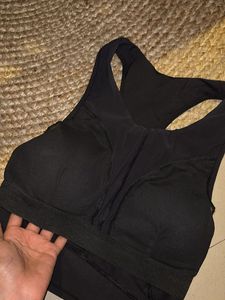Gym Wear built-in bra cup