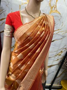 GERMAN TISSUE WITH BLOUSE