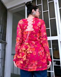Kurta With Lots Of Tussels