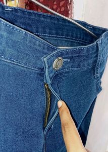 New With Tag 👖🤝