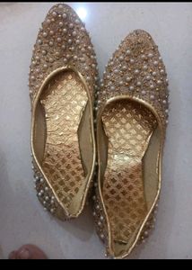 Party Wear Juti