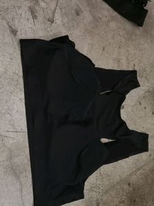 Black Sports Bra