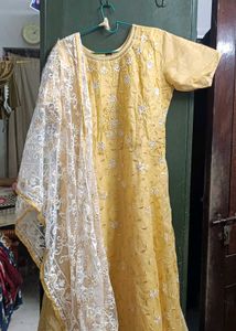 New Elegant Yellow Ethnic Gown