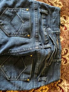 Blue Capri Jeans