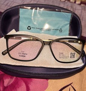 LENSKART SPECS