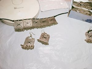 Jwellery With Earing Set