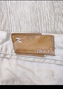 Cs2290 Ziggi Cargo Jeans Size 32