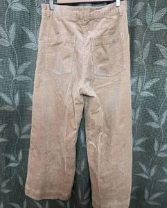 H&amp;M Curdoroy Pant
