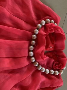 Adorable Rose top with Pearl Necklace