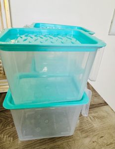 Stackable Airtight Containers X 4
