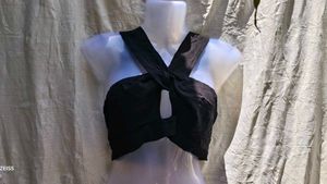 SHEIN BLACK CROP TOP