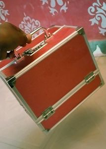 Makeup Box Shagun Rose Colour Very Cheap Rate