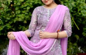 Brand new Alani designer Floral Lavender Kurta