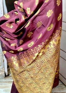 Burgundy Silk Saree with Gold Border And Blouse