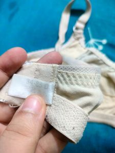 Women Non Padded Bra Cream Colour