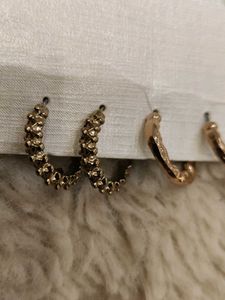 Gold Tone Earring Set