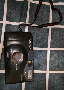 Yashica KR-712 35mm Film Camera