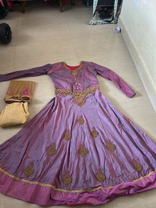 Elegant Purple Embroidered Kurta Set