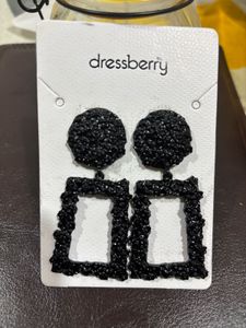 Dressberry Black Statement Earrings