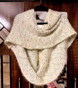Cozy Knit Scarf - Winter Essential