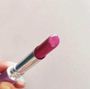 Lipstick -Revlon Fuchsia Shock