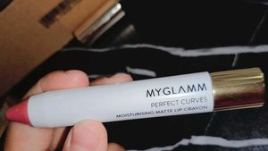 MyGlamm Nude Lip Crayon✨