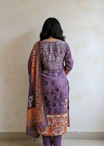 Pakistani 2 piece Kurta Set