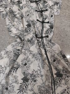 Printed White Ruffle Sleeve Cheongsam
