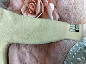 🇺🇸🇨🇦Cute Fuzzy Sweater For Girl🇨🇦🇺🇸