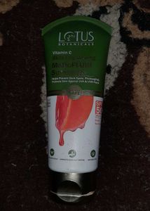 Lotus Sunscreen