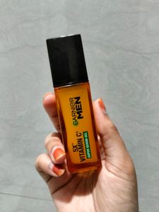 Garnier Men Vitamin C Face Serum.