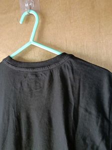 Unisex T-shirt Size -M