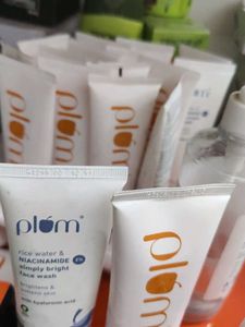 Plum Chamomile &amp; White Tea Face Wash