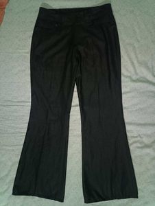 Women's Black Falred Trouser