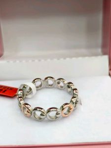 Two-Tone Circle Link Ring