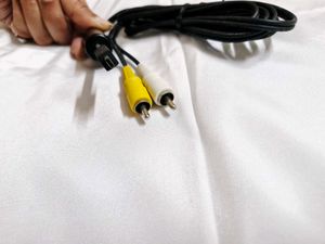 USB to 2-RCA AV Cable